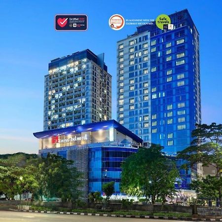 Swiss-Belhotel Mangga Besar Джакарта Экстерьер фото